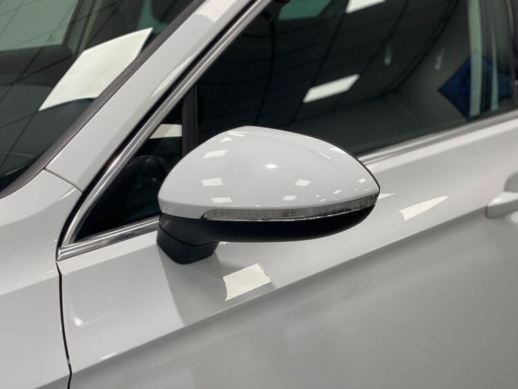 Volkswagen Passat Advance foto 53