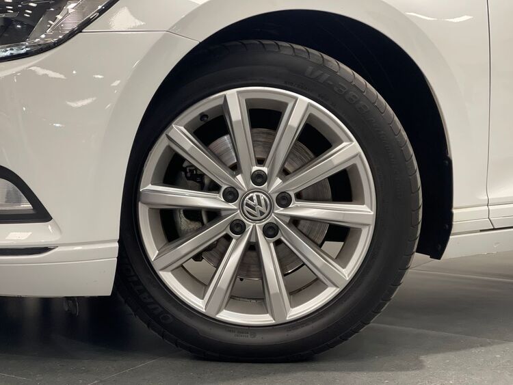 Volkswagen Passat Advance foto 55