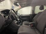 Volkswagen Touran ADVANCE miniatura 17
