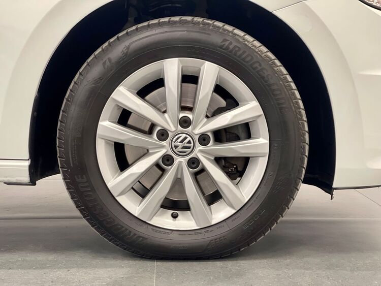 Volkswagen Touran ADVANCE foto 49