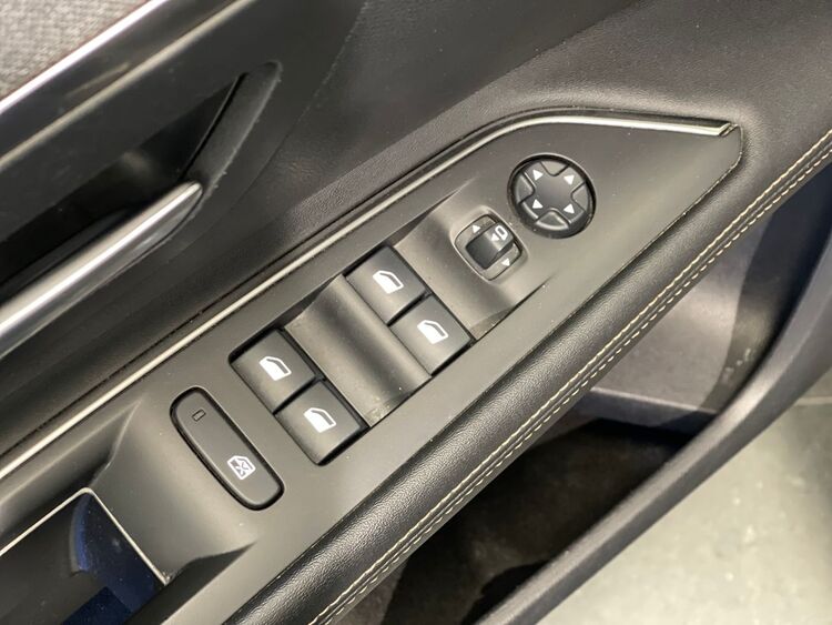 Peugeot 3008 GT LINE foto 17