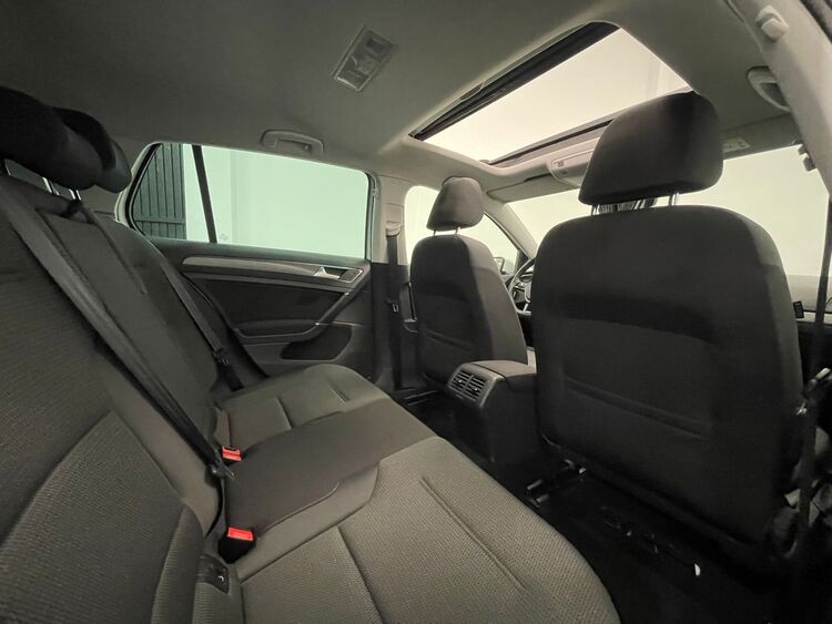Volkswagen Golf ADVANCE foto 43
