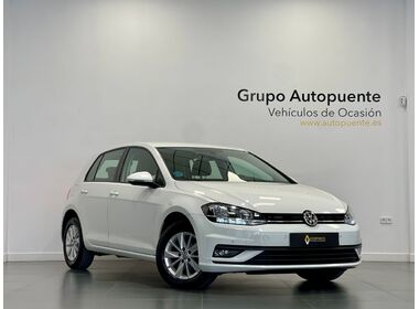 Volkswagen - Golf