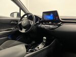 Toyota C-HR ADVANCE miniatura 11