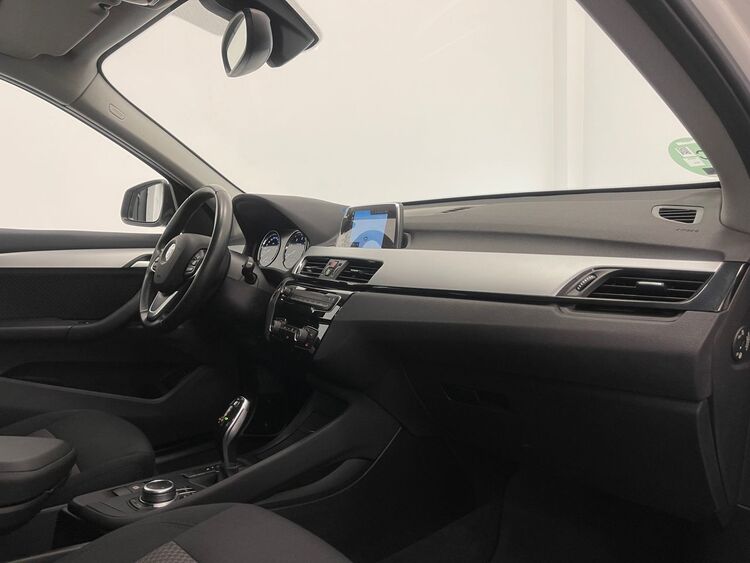 BMW X1 SDRIVE 18D foto 13