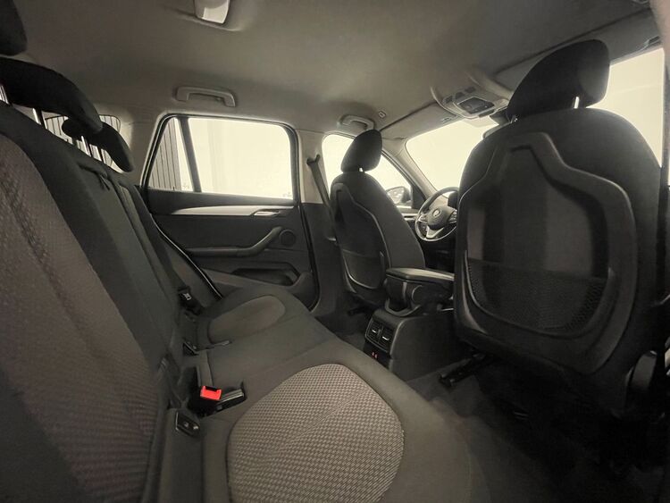 BMW X1 SDRIVE 18D foto 47
