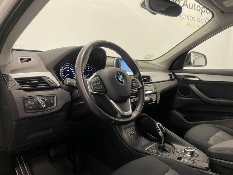 BMW X1 SDRIVE 18D foto 8