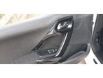 Peugeot 208 Style miniatura 17