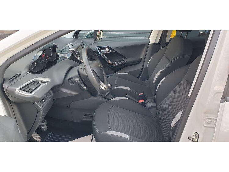 Peugeot 208 Style foto 19