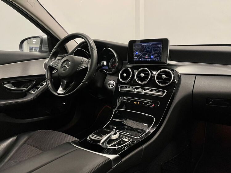 Mercedes Clase C AMG foto 12