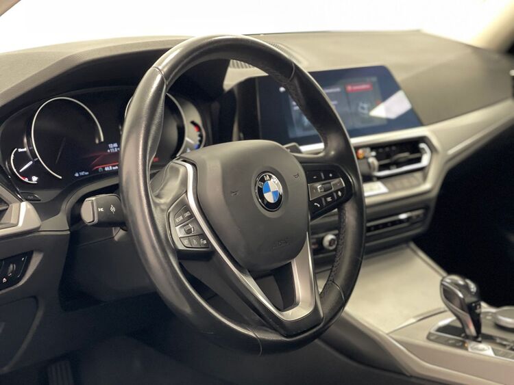 BMW Serie 3 320D foto 22