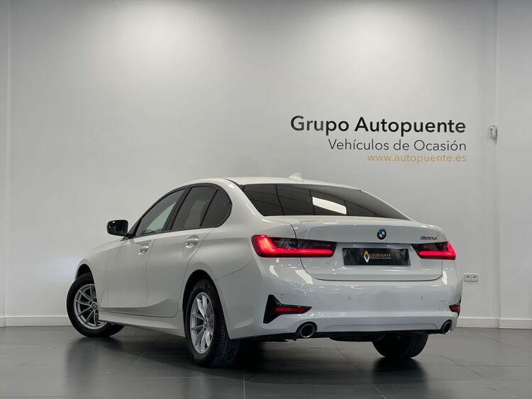 BMW Serie 3 320D foto 5