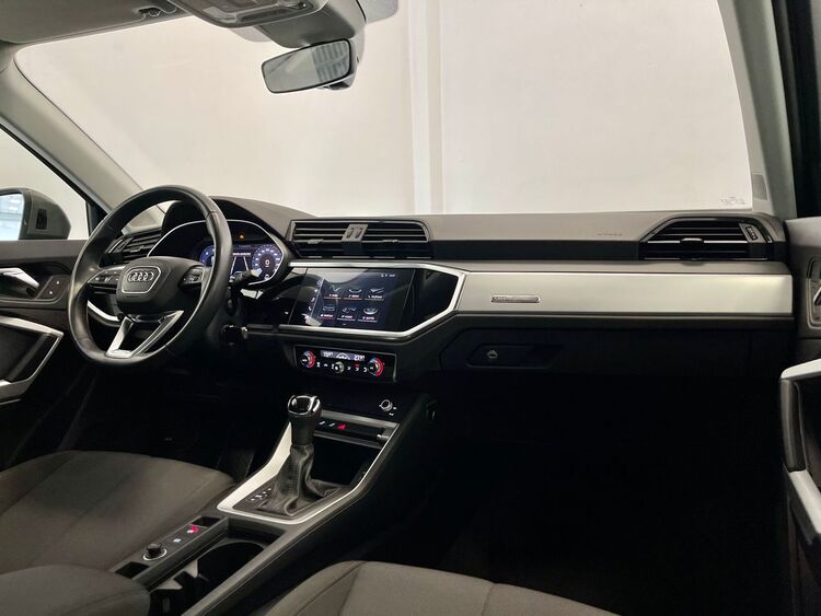 Audi Q3 35 TDI foto 12