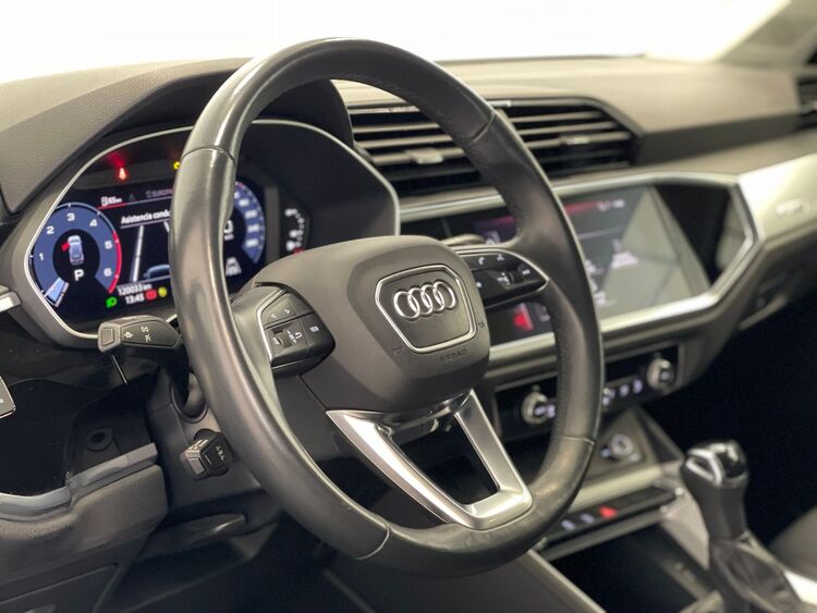 Audi Q3 35 TDI foto 24
