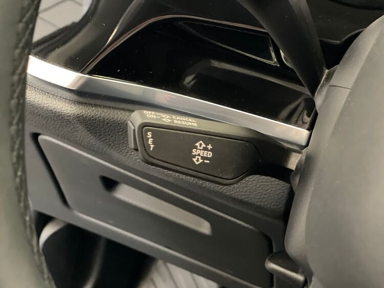 Audi Q3 35 TDI foto 28