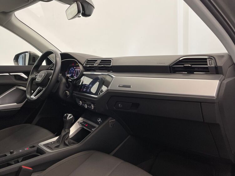 Audi Q3 35 TDI foto 35