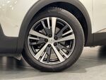 Peugeot 3008 ALLURE miniatura 46
