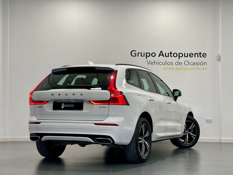 Volvo XC-60 R DESING foto 4