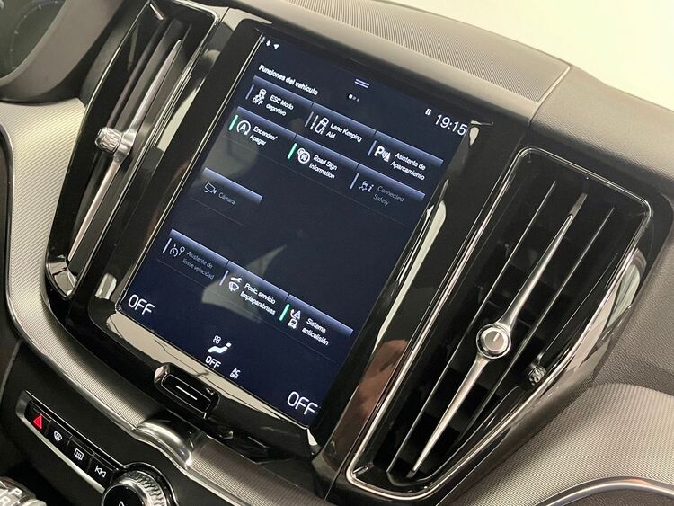 Volvo XC-60 R DESING foto 38