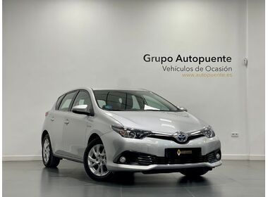 Toyota - Auris