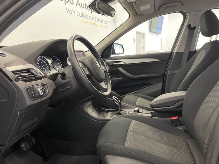 BMW X1 SDRIVE 18D foto 13