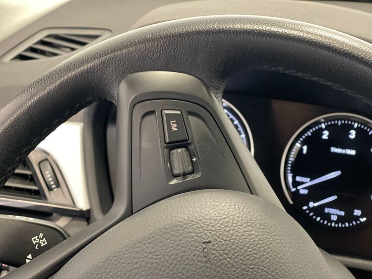 BMW X1 SDRIVE 18D foto 23