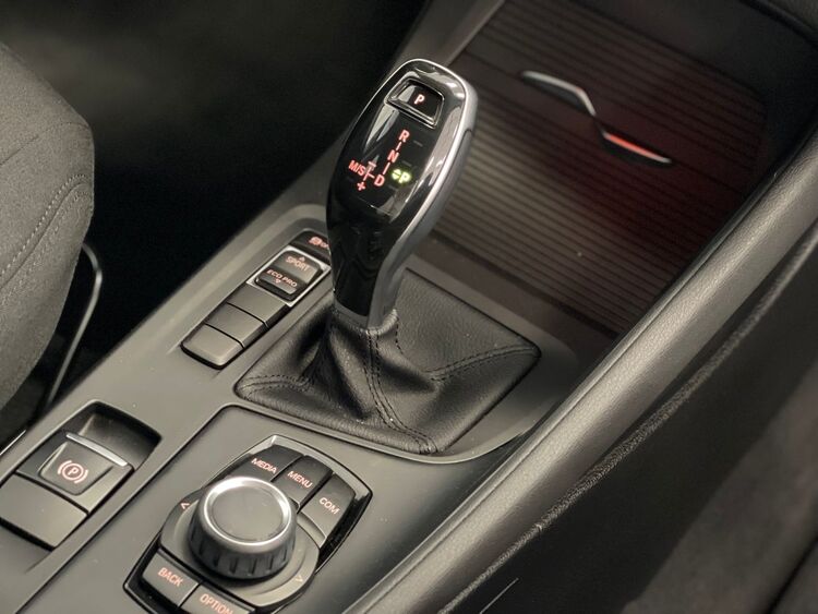 BMW X1 SDRIVE 18D foto 38