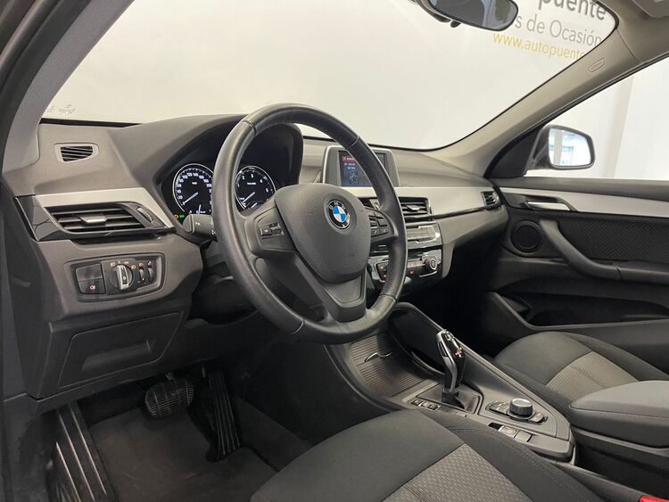 BMW X1 SDRIVE 18D foto 8