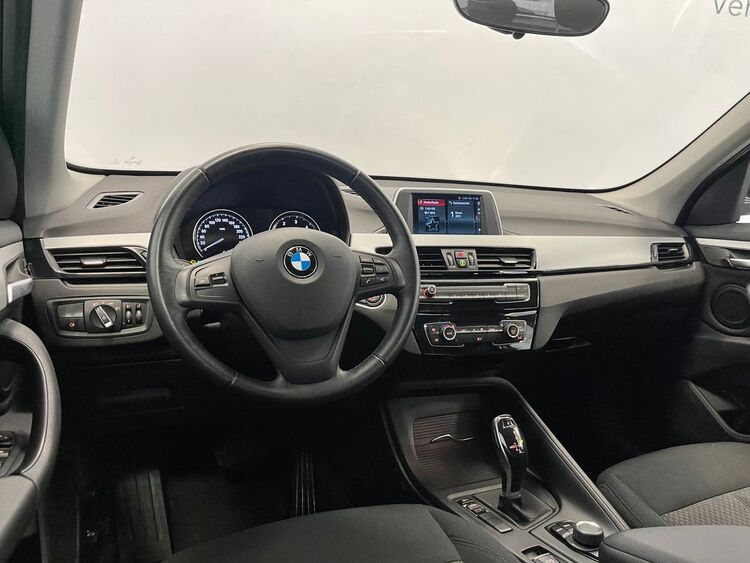 BMW X1 SDRIVE 18D foto 9