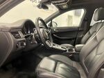Porsche Macan Macan miniatura 18