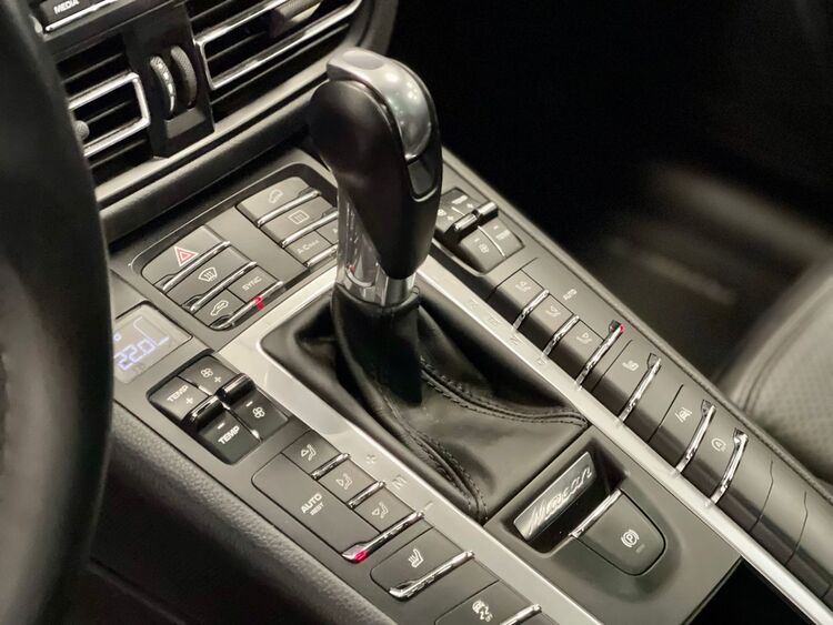 Porsche Macan Macan foto 30