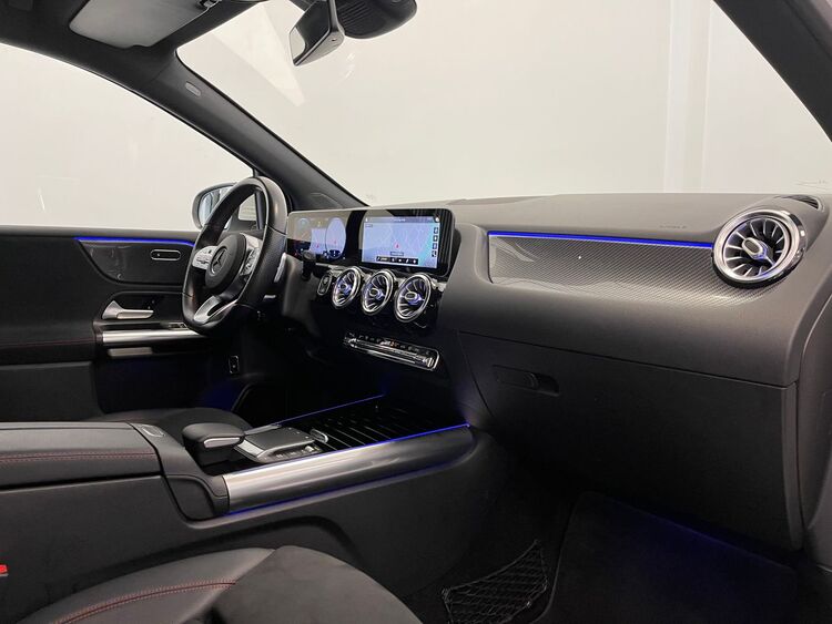 Mercedes Clase B AMG foto 13