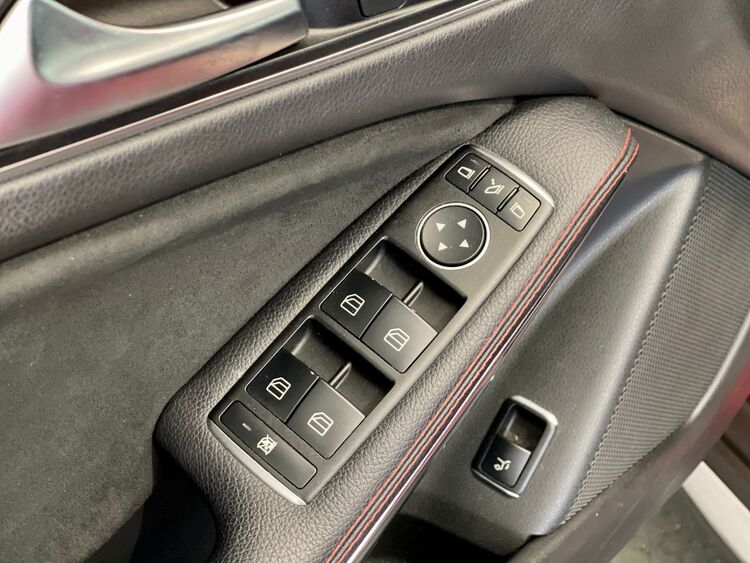 Mercedes GLA AMG foto 17
