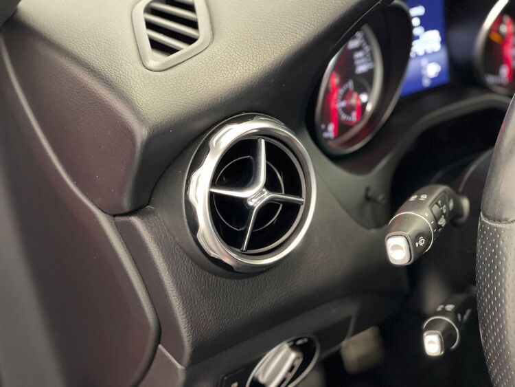 Mercedes GLA AMG foto 19