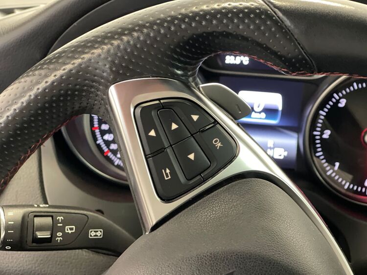 Mercedes GLA AMG foto 28