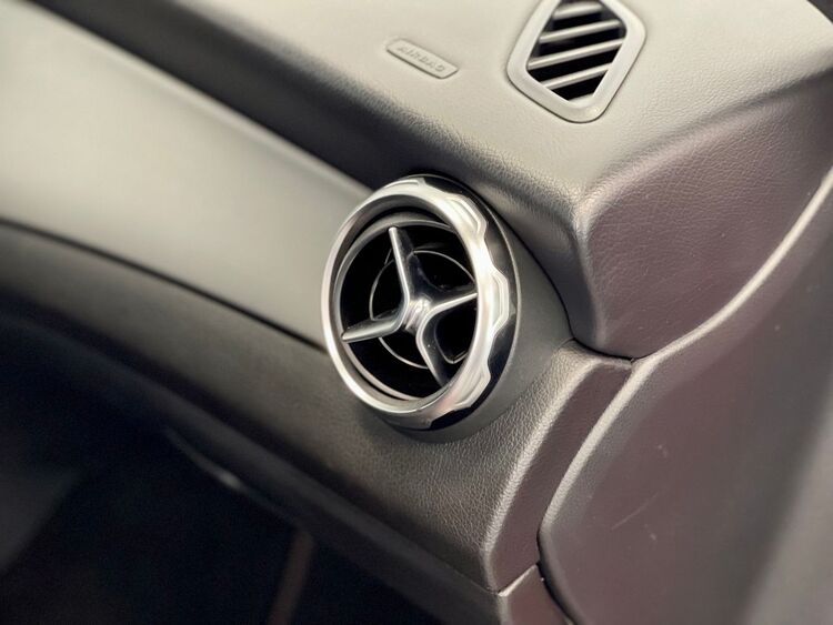 Mercedes GLA AMG foto 36