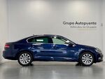 Volkswagen Passat ADVANCE miniatura 3