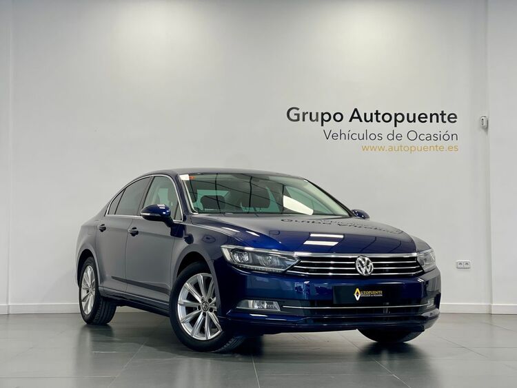 Volkswagen Passat ADVANCE foto 2