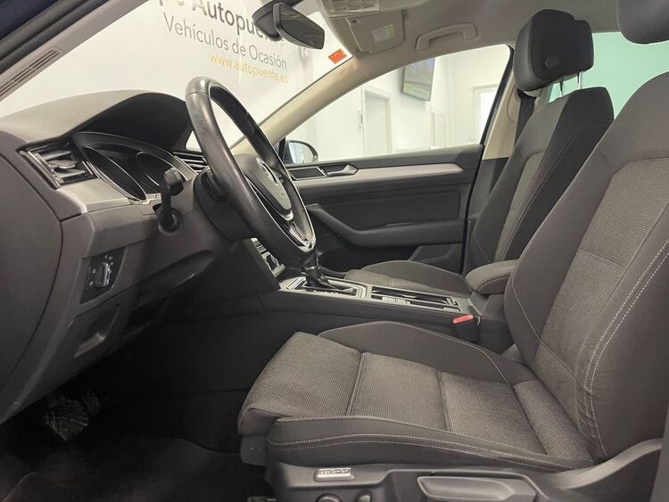 Volkswagen Passat ADVANCE foto 15