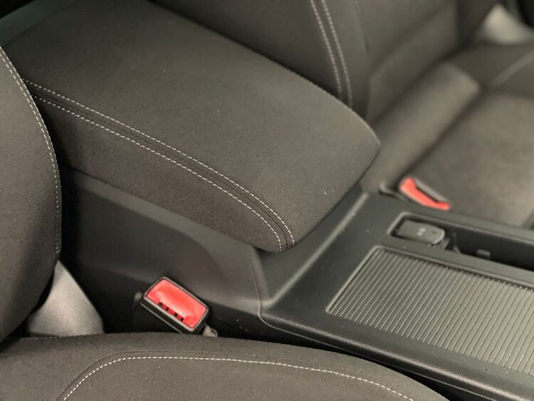 Volkswagen Passat ADVANCE foto 43