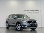 Volvo XC40 MOMENTUM miniatura 2