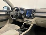 Volvo XC40 MOMENTUM miniatura 12