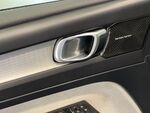 Volvo XC40 MOMENTUM miniatura 17