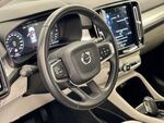 Volvo XC40 MOMENTUM miniatura 22