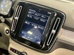 Volvo XC40 MOMENTUM miniatura 41