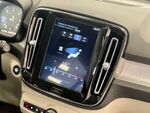 Volvo XC40 MOMENTUM miniatura 42