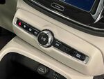 Volvo XC40 MOMENTUM miniatura 45
