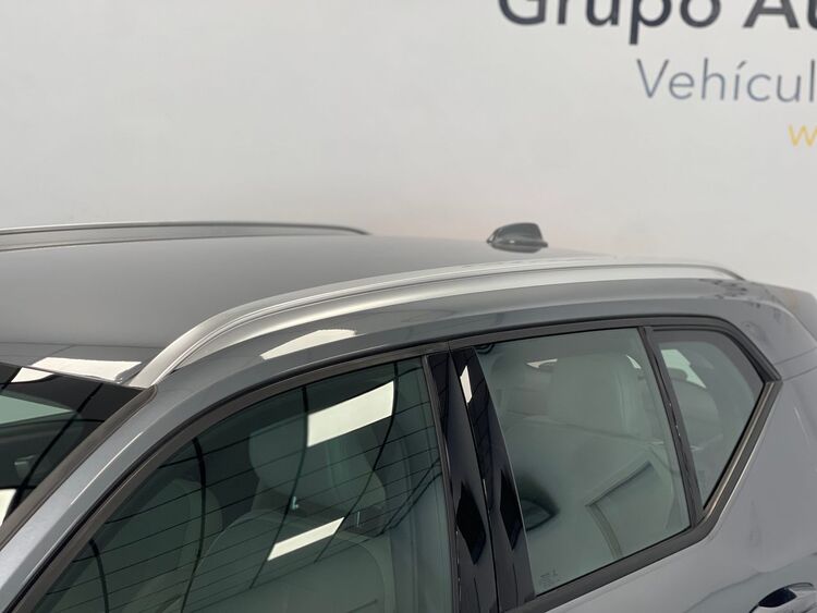 Volvo XC40 MOMENTUM foto 52