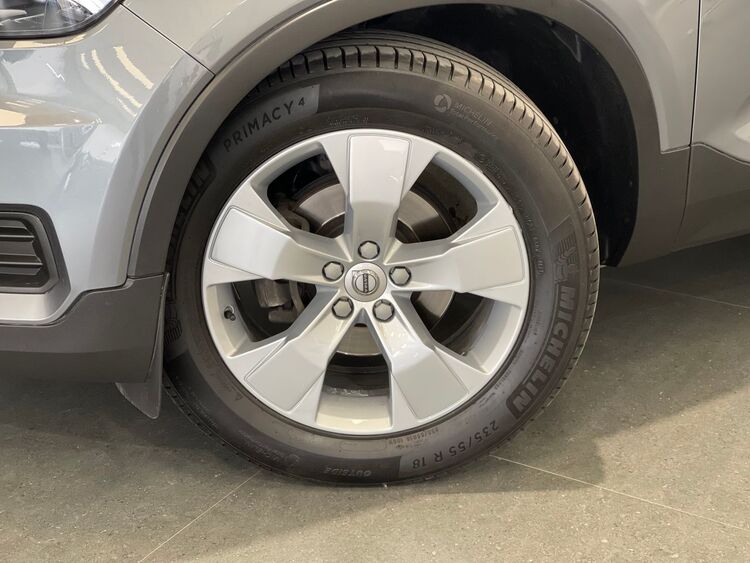 Volvo XC40 MOMENTUM foto 53