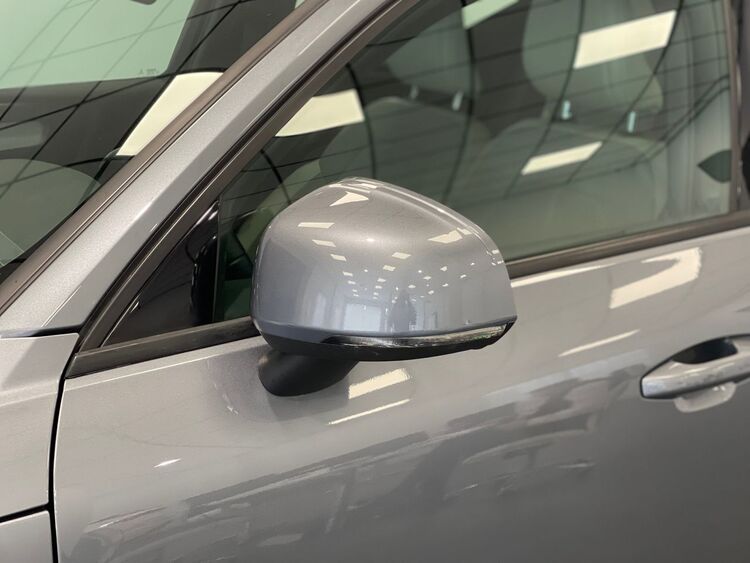 Volvo XC40 MOMENTUM foto 54